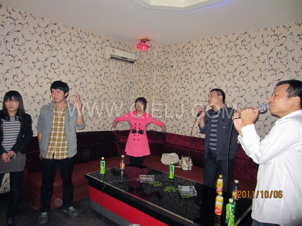 2011年10月，鄭州企鵝糧油機(jī)械有限公司--外貿(mào)部，十一國(guó)慶節(jié)團(tuán)體活動(dòng)！(圖2)