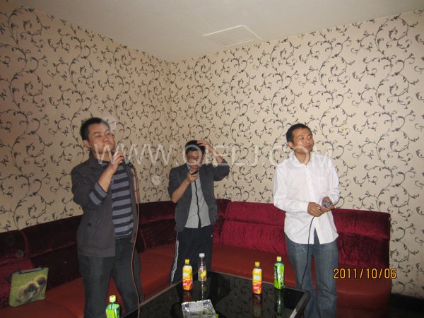 2011年10月，鄭州企鵝糧油機(jī)械有限公司--外貿(mào)部，十一國(guó)慶節(jié)團(tuán)體活動(dòng)！(圖6)